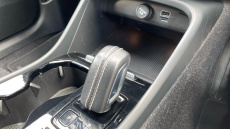 Volvo Xc40 2.0 B4P R DESIGN Pro 5dr Auto Petrol Estate